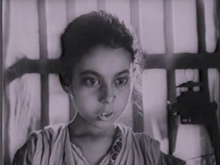 three daughters: postmaster (1961, part 1) - drama. satyajit rai 720p