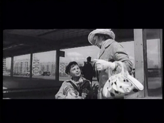 traveler with luggage (1965) - for teen. ilya fraz 720p